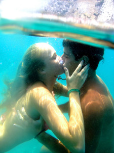 Underwater_Romance_2-1